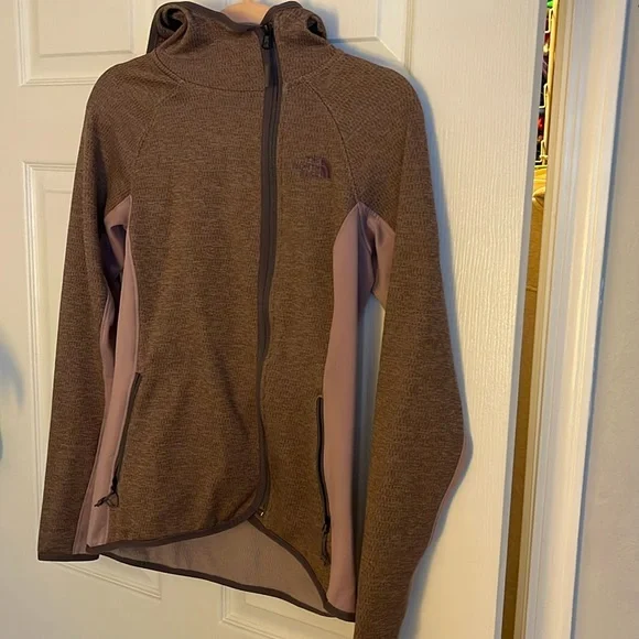 The North Face brand new jacket - Picture 1 of 5